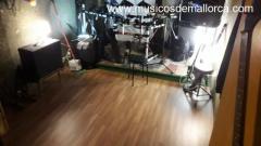 Se comparte local de ensayo - estudio