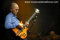 Clases de bajo a cargo de German Salvatierra