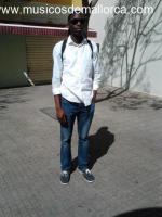 Se ofrece Professor de Guitarra