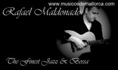 Se ofrece guitarrista