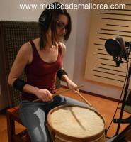 Percusionista de ritmos latinos