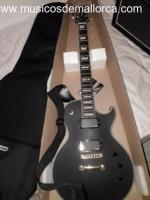 Vendo guitarra electrica+accesorios